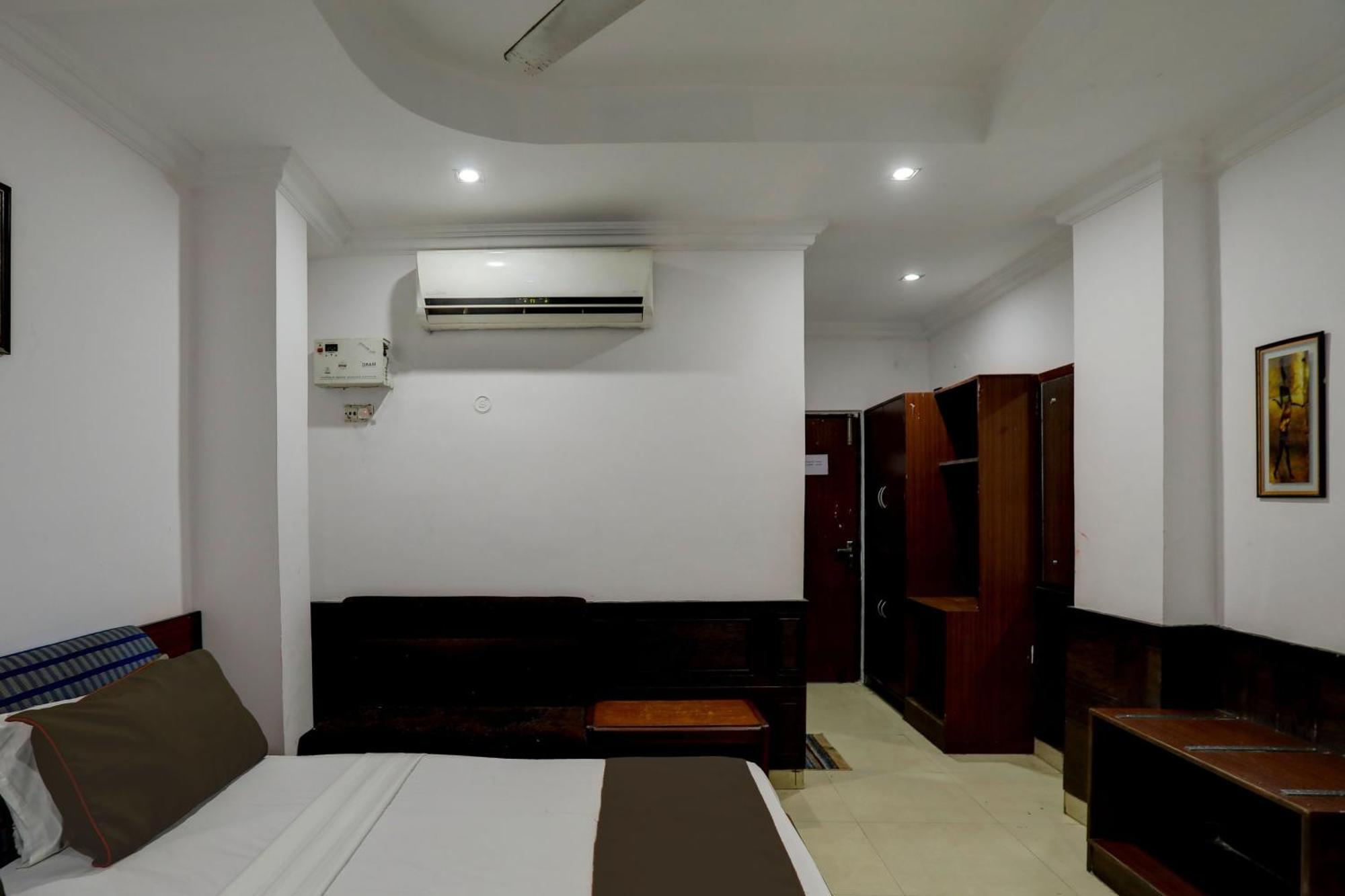 Hotel Monarch Inn لاكناو المظهر الخارجي الصورة