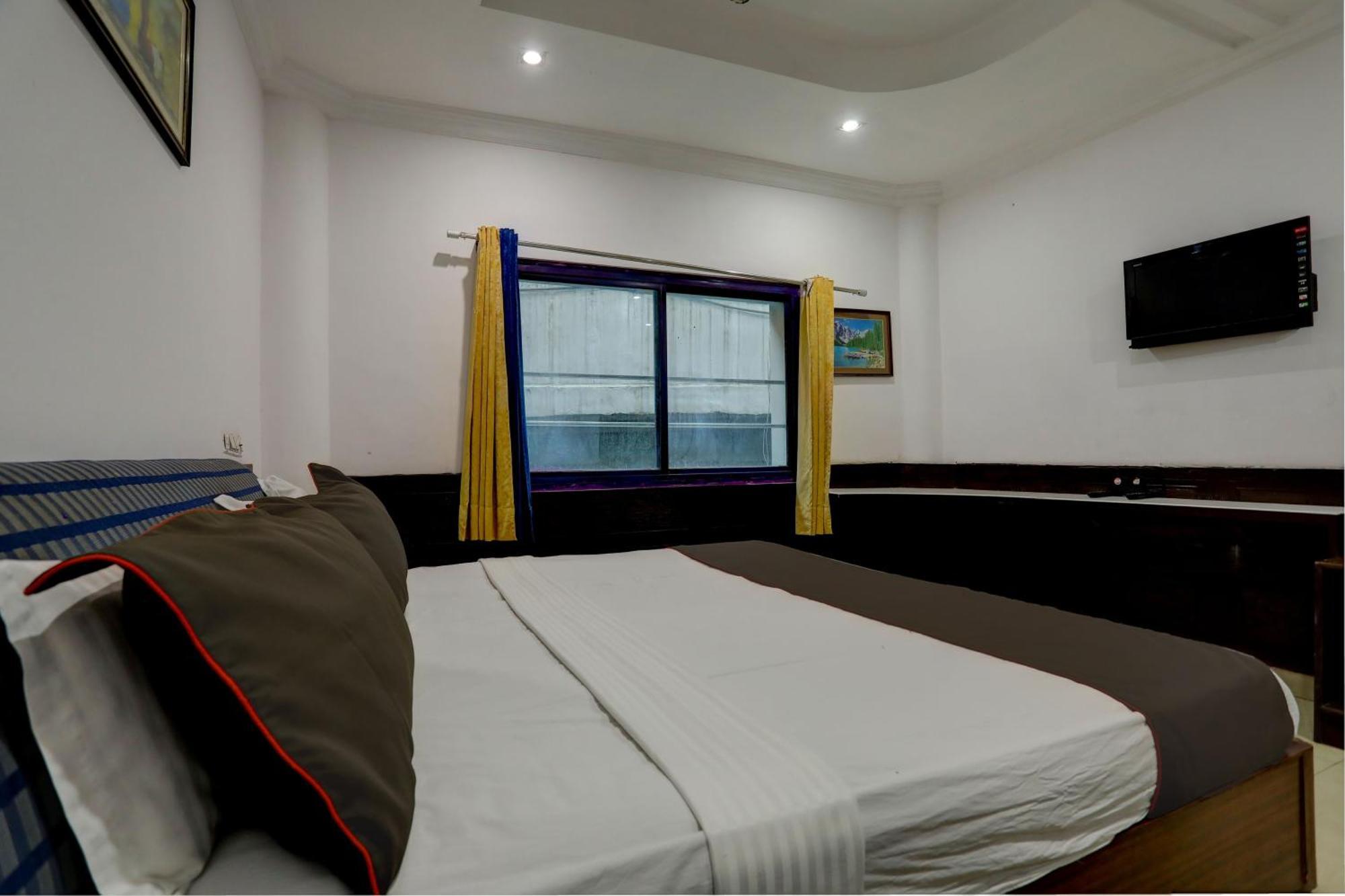Hotel Monarch Inn لاكناو المظهر الخارجي الصورة