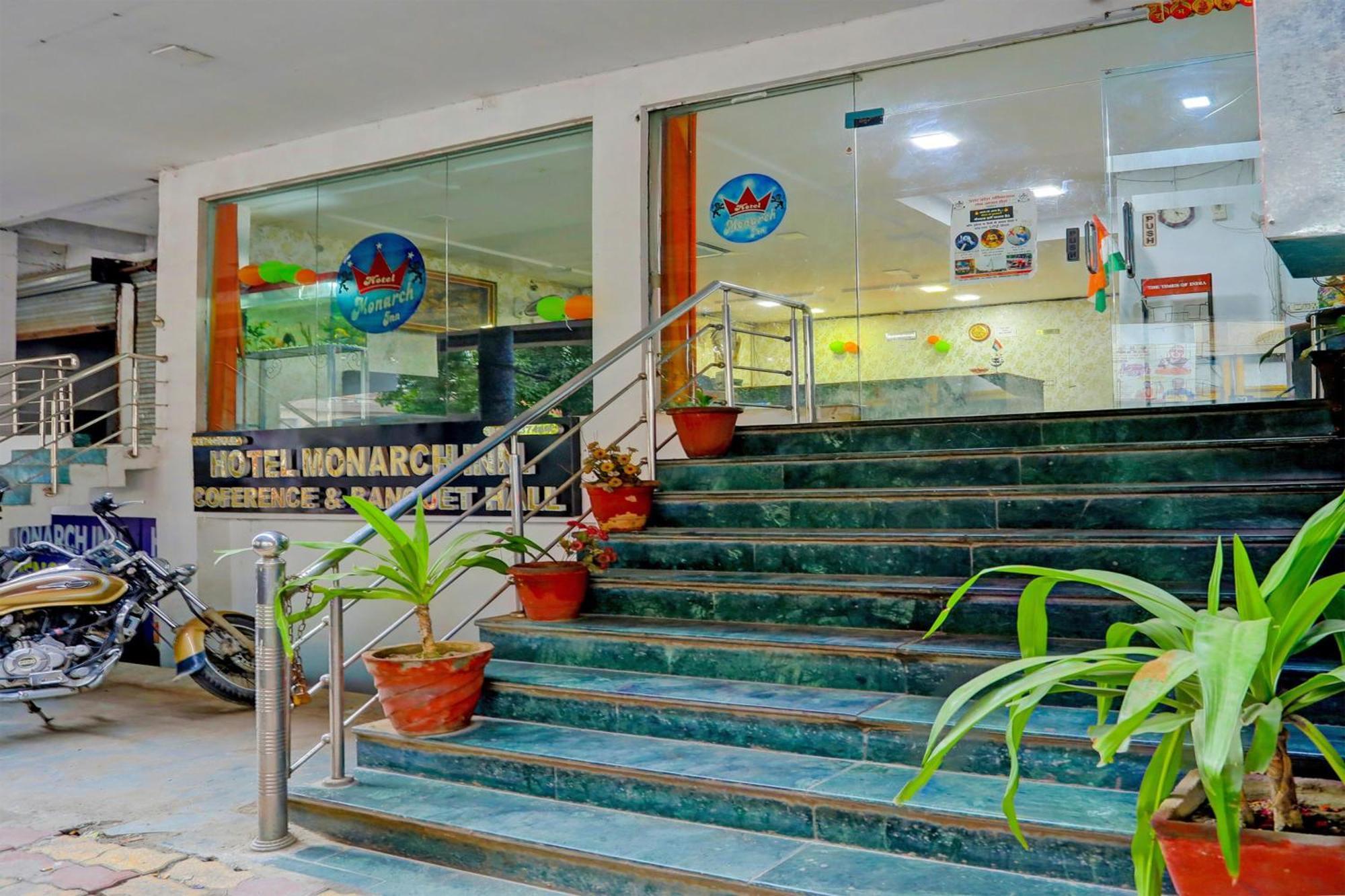Hotel Monarch Inn لاكناو المظهر الخارجي الصورة