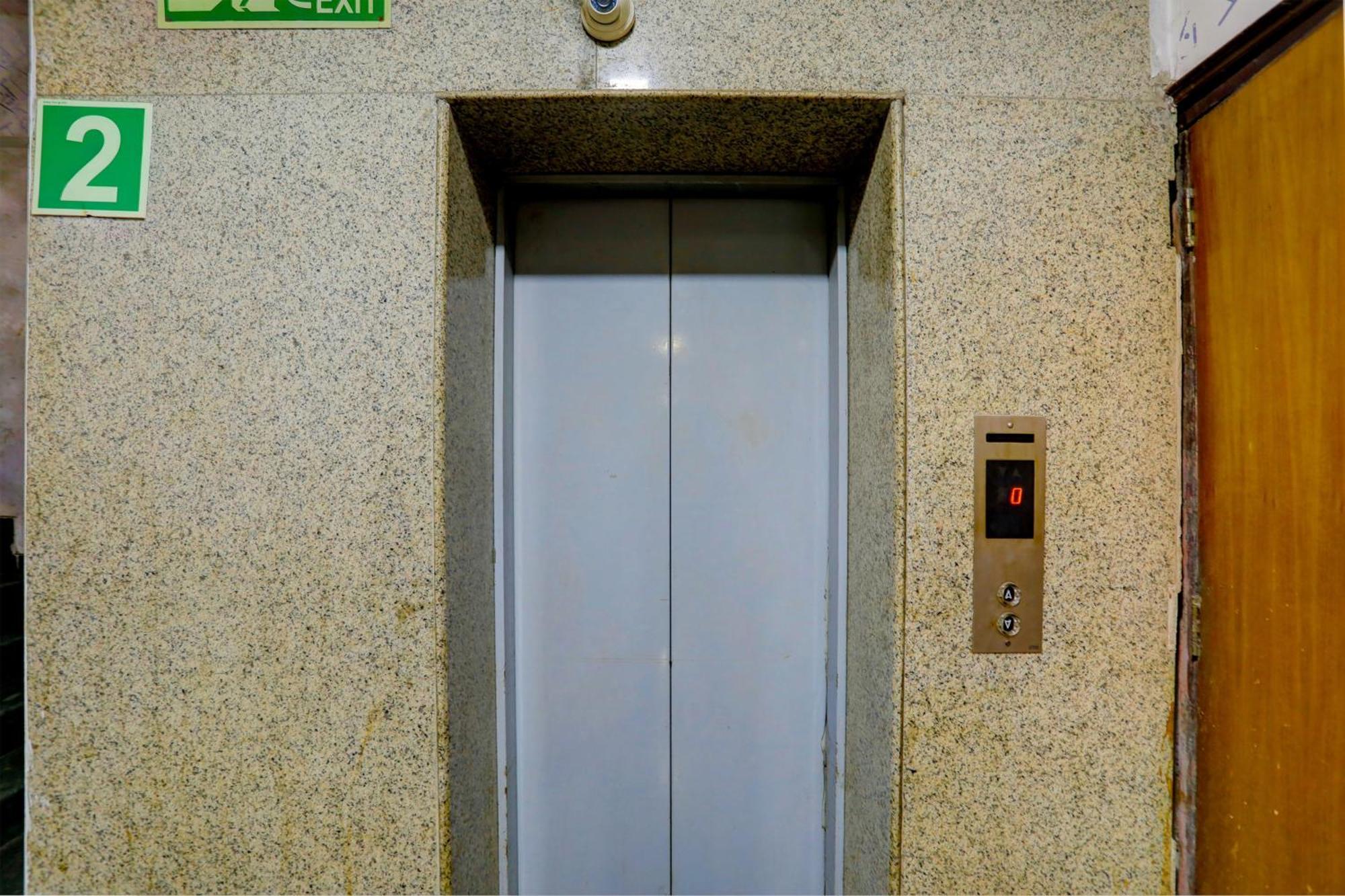 Hotel Monarch Inn لاكناو المظهر الخارجي الصورة