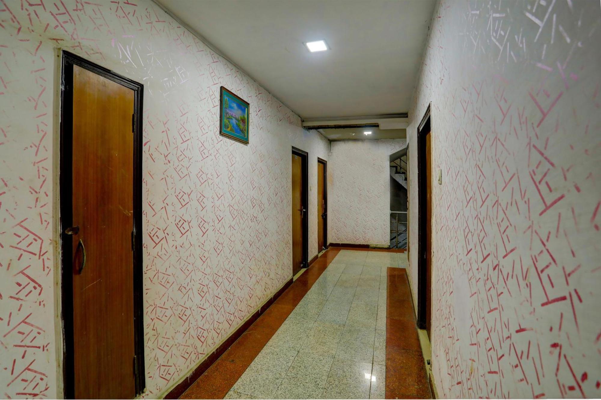 Hotel Monarch Inn لاكناو المظهر الخارجي الصورة