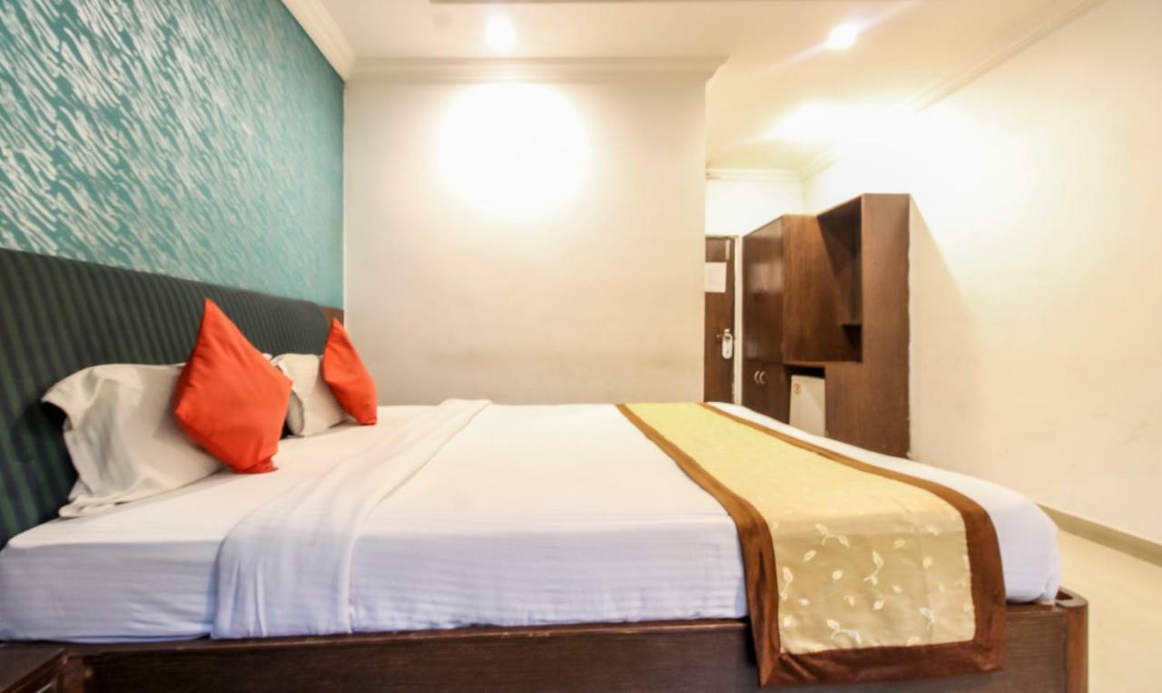 Hotel Monarch Inn لاكناو المظهر الخارجي الصورة