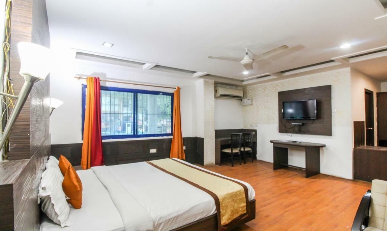 Hotel Monarch Inn لاكناو المظهر الخارجي الصورة