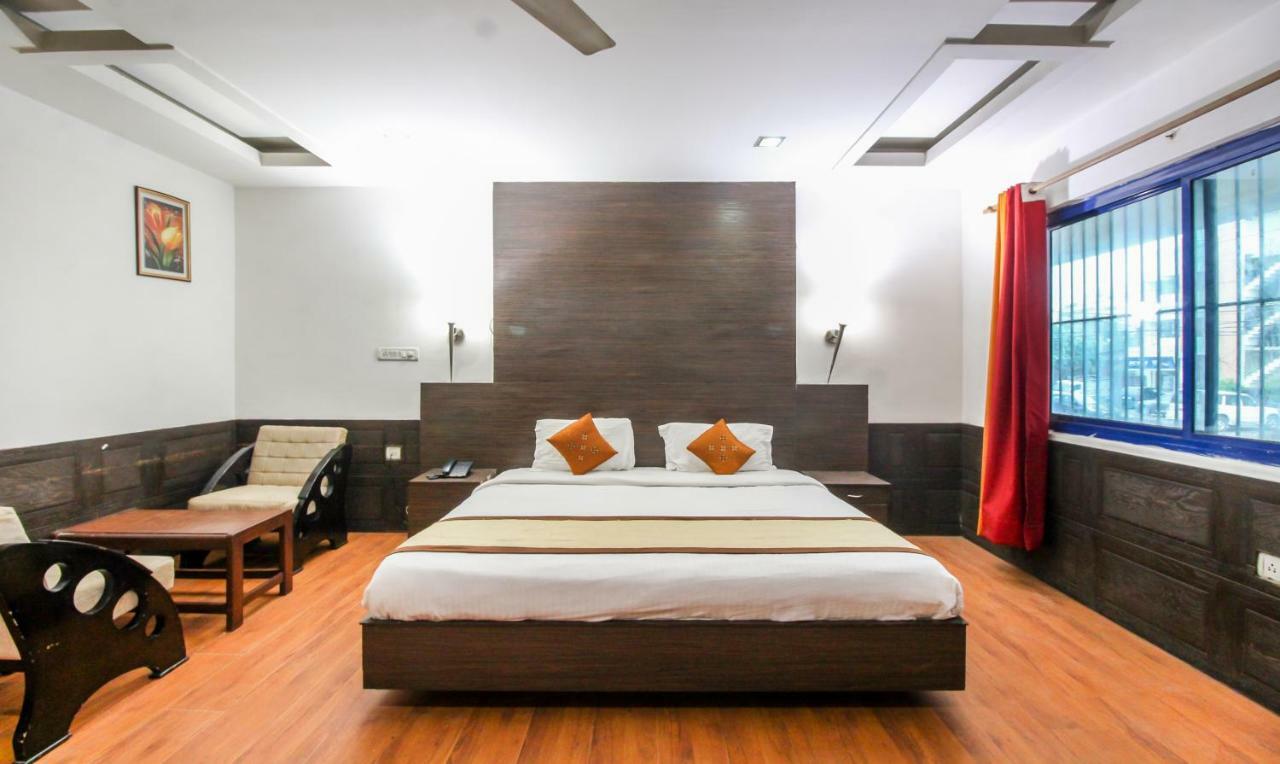 Hotel Monarch Inn لاكناو المظهر الخارجي الصورة