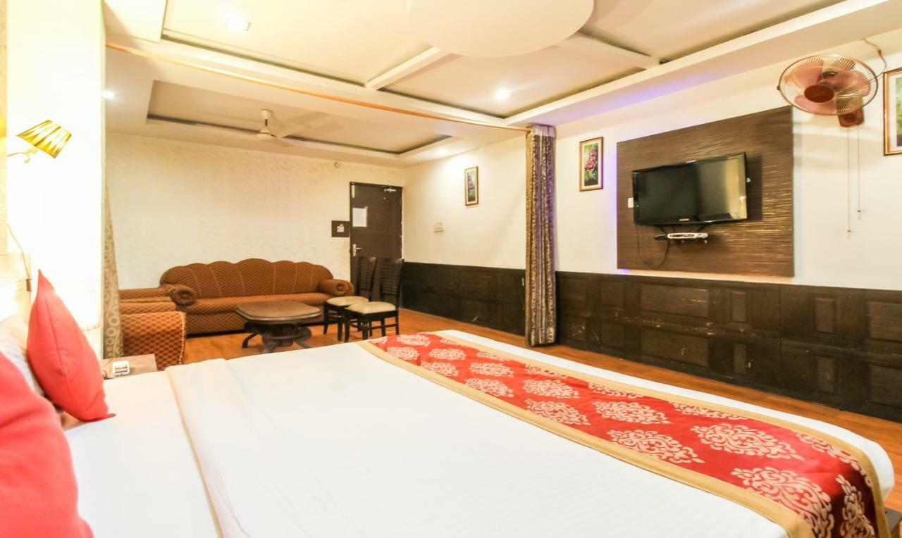 Hotel Monarch Inn لاكناو المظهر الخارجي الصورة
